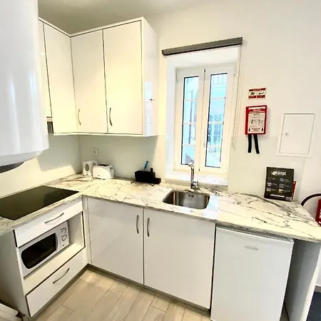Apartment House Of Comfort Studo In City Center Or F Lisbon
